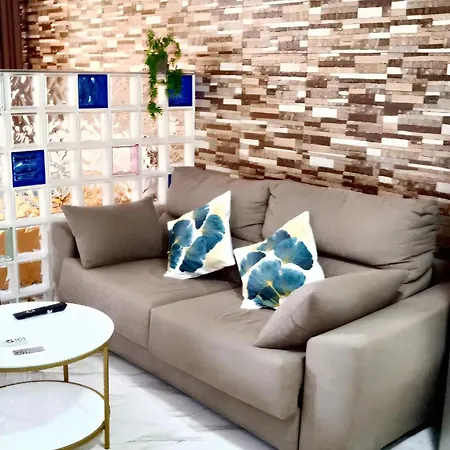 Comfortable In With Shared Pool - 40 Sqm *