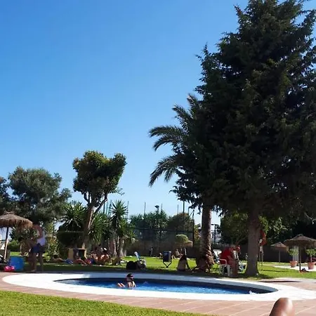 Comfortable In With Shared Pool - 40 Sqm *