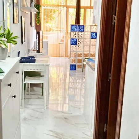 Comfortable In With Shared Pool - 40 Sqm Apartment Torremolinos