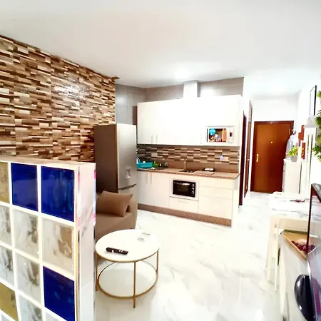 Comfortable In With Shared Pool - 40 Sqm Torremolinos