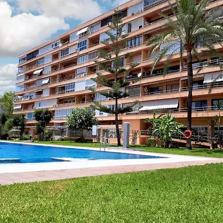 Apartmán Comfortable In With Shared Pool - 40 Sqm